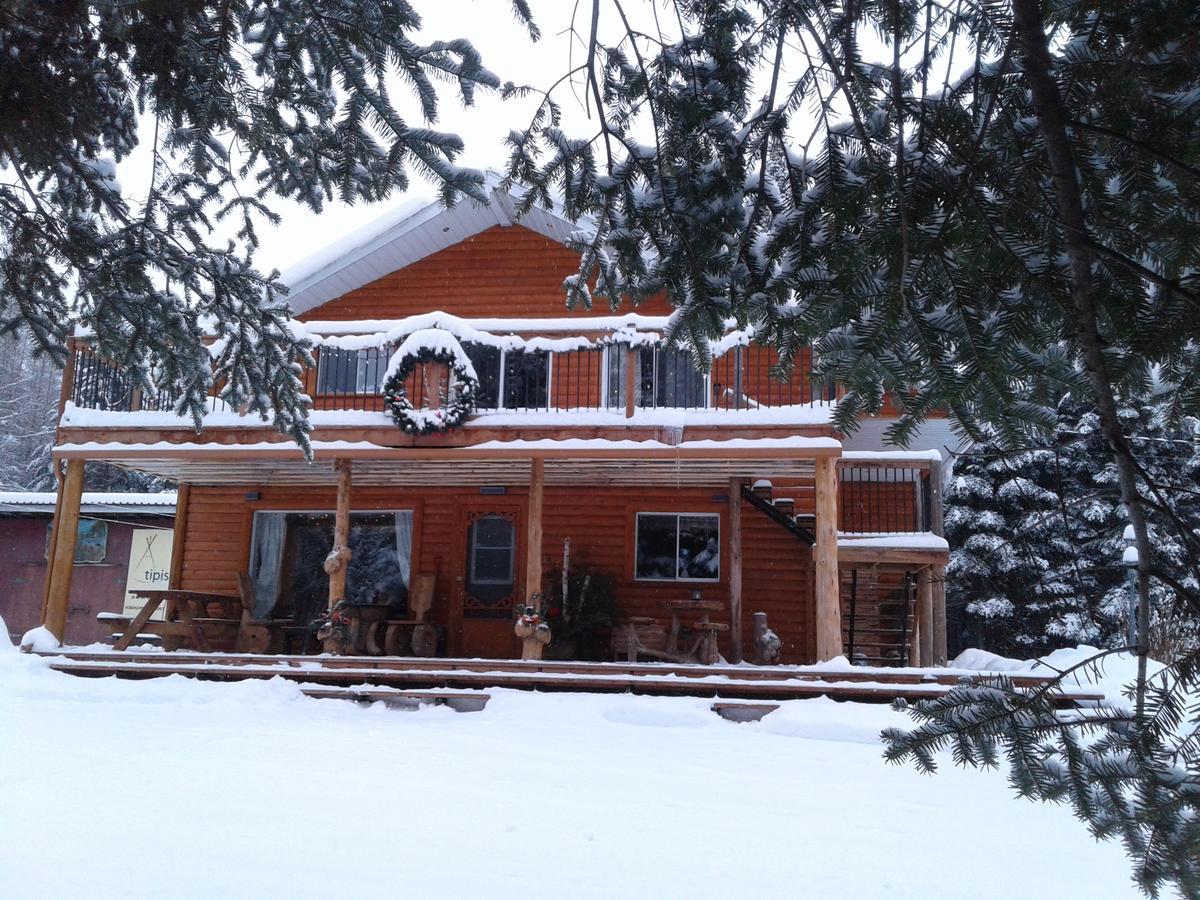 Villa Aux Tipis De La Riviere Sauvage Saint Romain Exterior foto